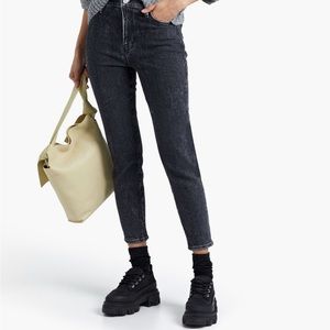 Frame Denim High Rise Jeans in Black